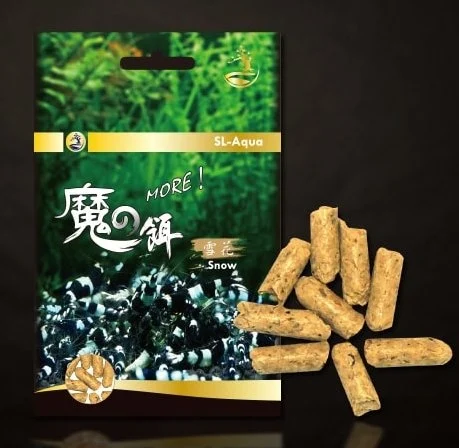 SL-Aqua More Snowflakes 30 g naturligt langtidsfoder til akvarierejer fremstillet af sojaskaller til voksne rejer og rejeunger